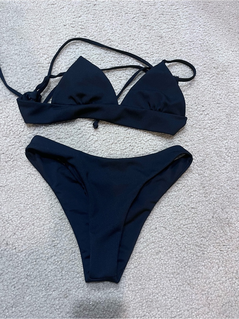 Women’s Black Ribbed Triangle Bikini Set - Unbranded no tag but fits like small